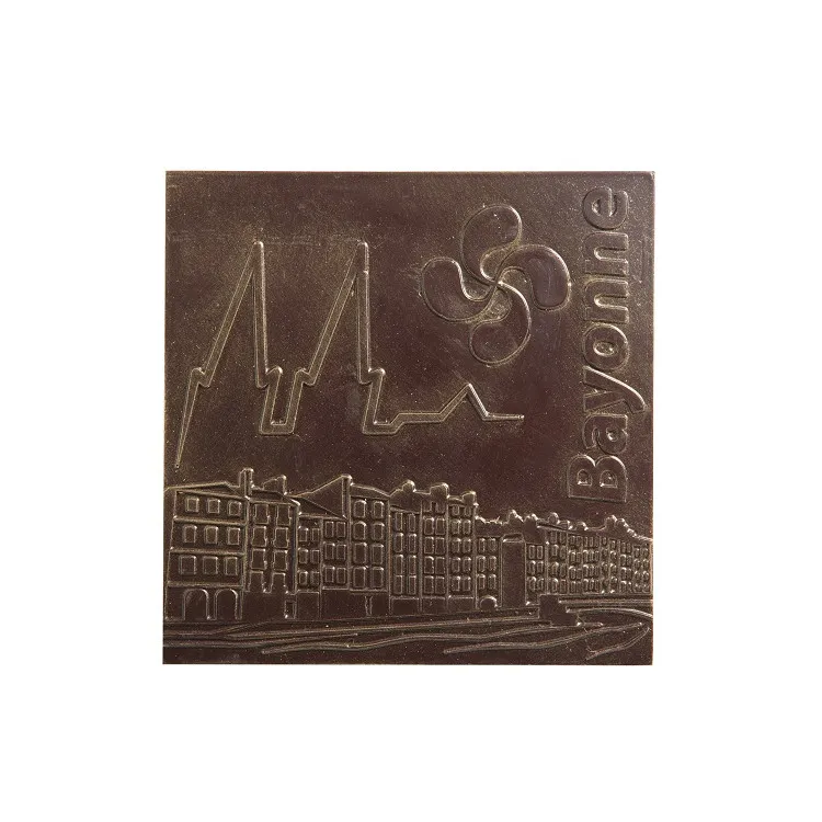 Carré chocolat au lait - Cathédrale de Bayonne