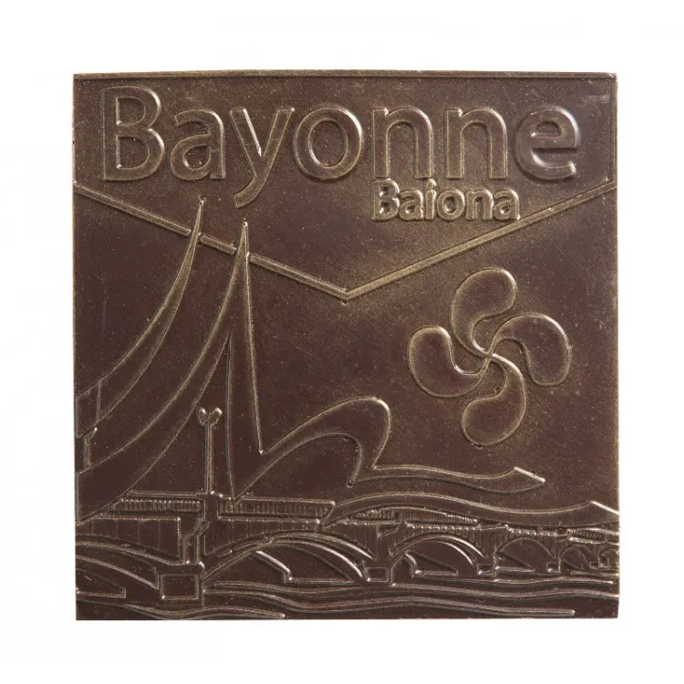Carré en chocolat noir - Bayonne Pont Saint-Esprit