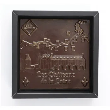 Carré de chocolat noir Châteaux de la Loire livraison coffret cadeau souvenir chocolat