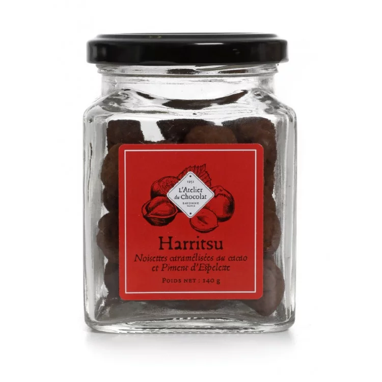 Boîte chocolat tout piment d’Espelette spécialités basques harritsu amandes caramélisées piment d'espelette