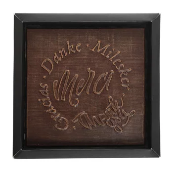 Offrez un carré de chocolat noir ou au lait Merci, une gourmandise artisanale basque, idéale pour remercier et faire plaisir.