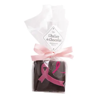 Bouchée pâte de fruits fraise chocolat noir octobre rose