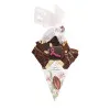 Composition douceurs en rose chocolats Octobre Rose achat solidaire bouquet de chocolat bouchée ruban rose enrobage noir