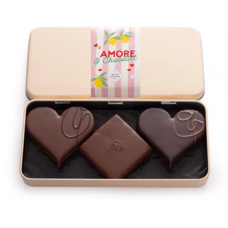 Plumier Amore bouchées praliné chocolat Saint-Valentin
