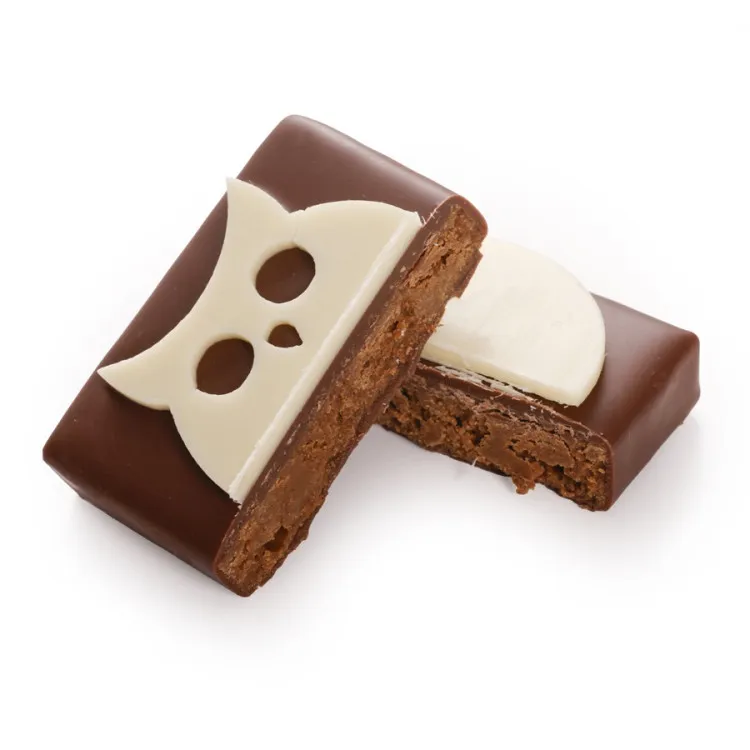 bouchée hibou praliné pétillant enrobage chocolat au lait chocolats halloween découpe
