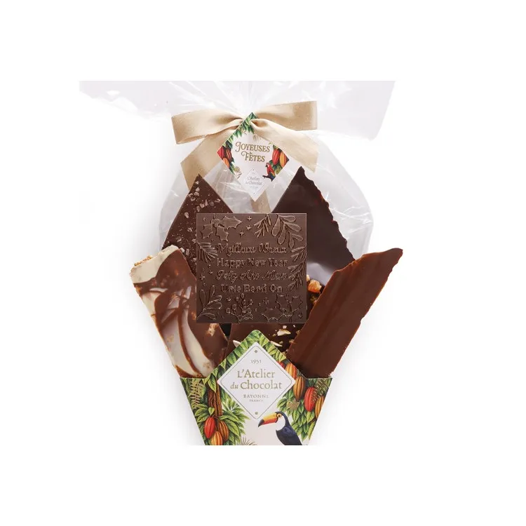 Focus Bouquet de Chocolat® et son mini carré Meilleurs Voeux Assortiment de fines feuilles de chocolat 220g