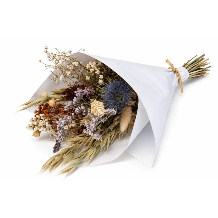 Coffret chocolat et fleurs séchées à offrir pour un anniversaire des félicitations ou un remerciement